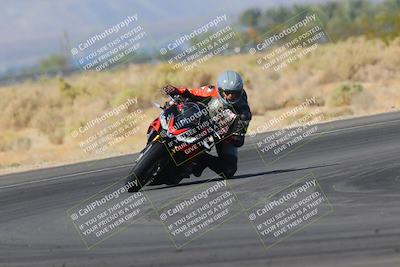 media/Nov-06-2023-Moto Forza (Mon) [[ce023d0744]]/3-Intermediate Group/Session 3 (Turn 16)/